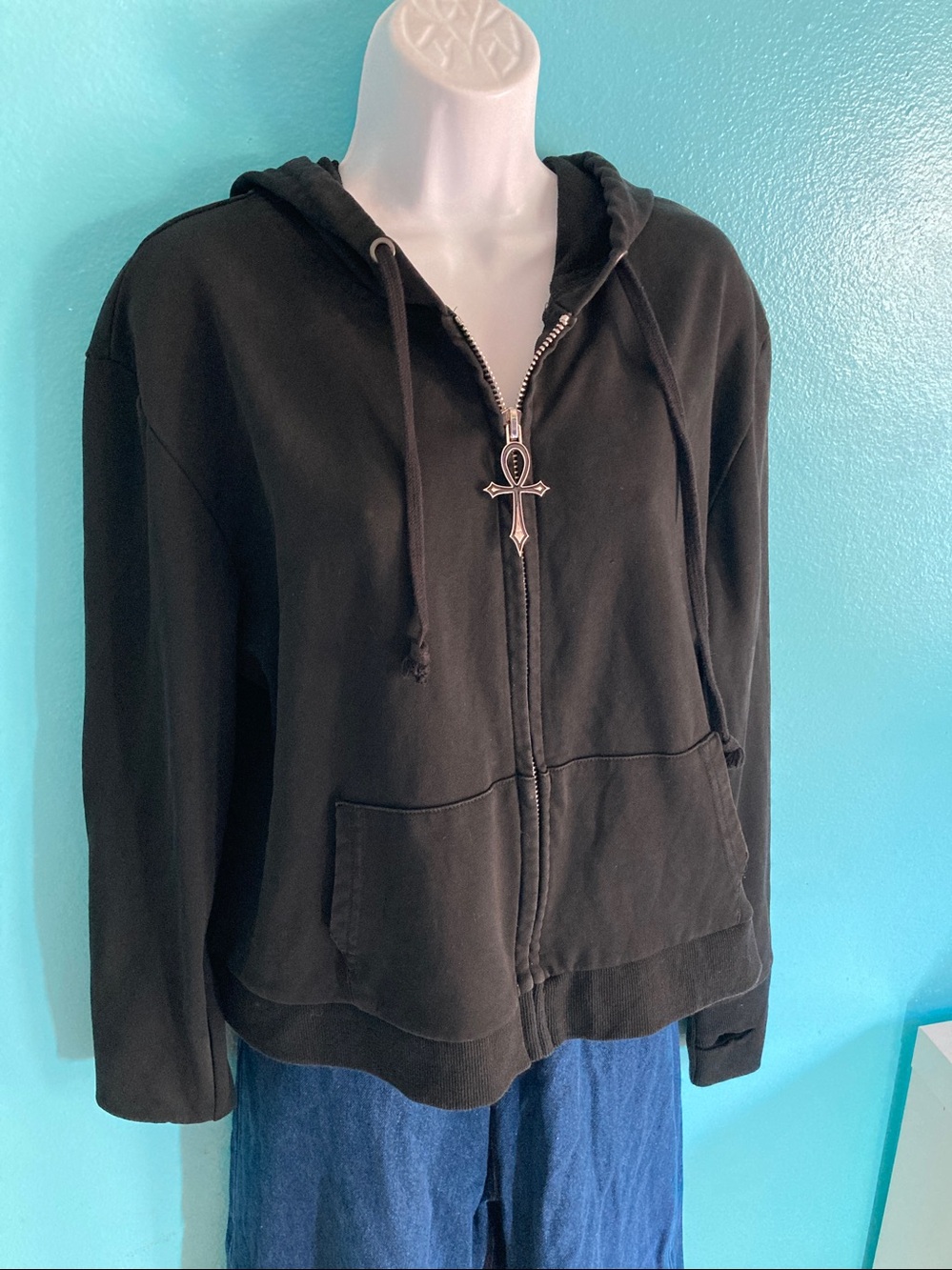 Dolls Kill Widow Black Cotton Cropped Zip Up Goth Hoodie Women Plus Size 2X